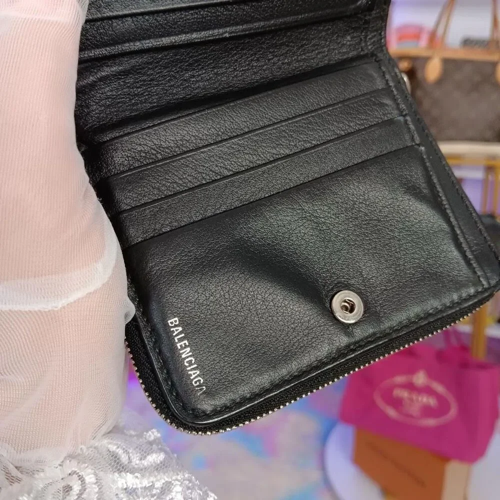 Balenciaga Black White Logo Leather Compact Wallet Women’s Men’s